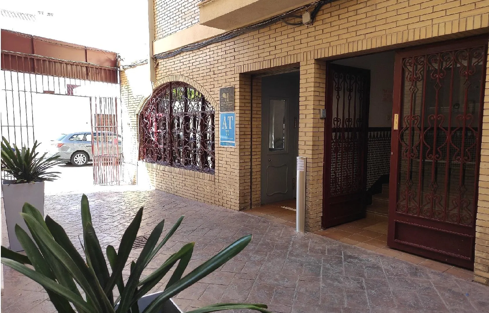 Apartamentos Puerta Del Sur Seville Apartment