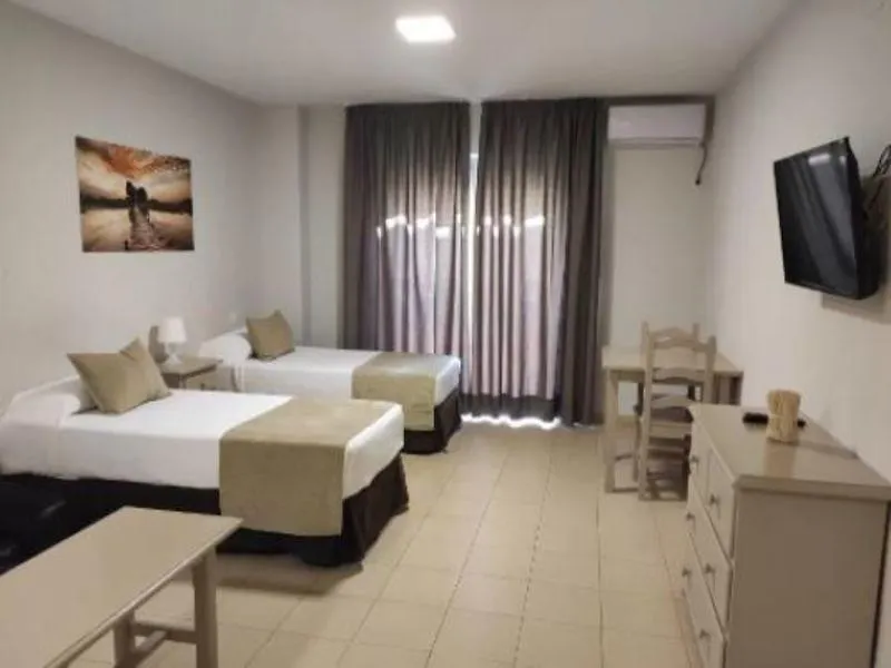 Apartamentos Puerta Del Sur Seville