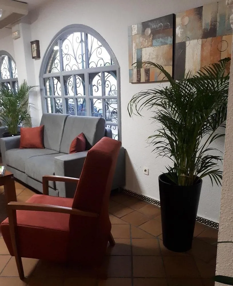 Apartamentos Puerta Del Sur Seville Apartment