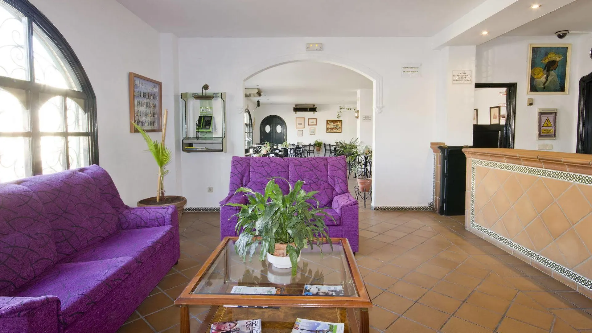 Apartamentos Puerta Del Sur Seville Apartment
