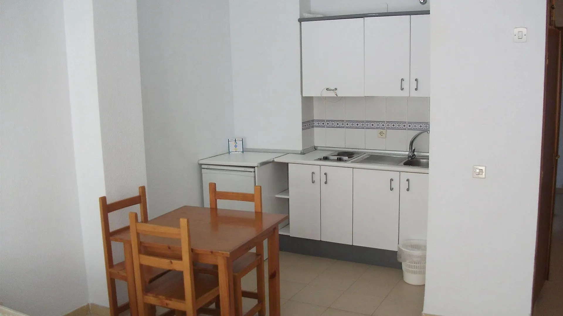 Apartment Apartamentos Puerta Del Sur Seville