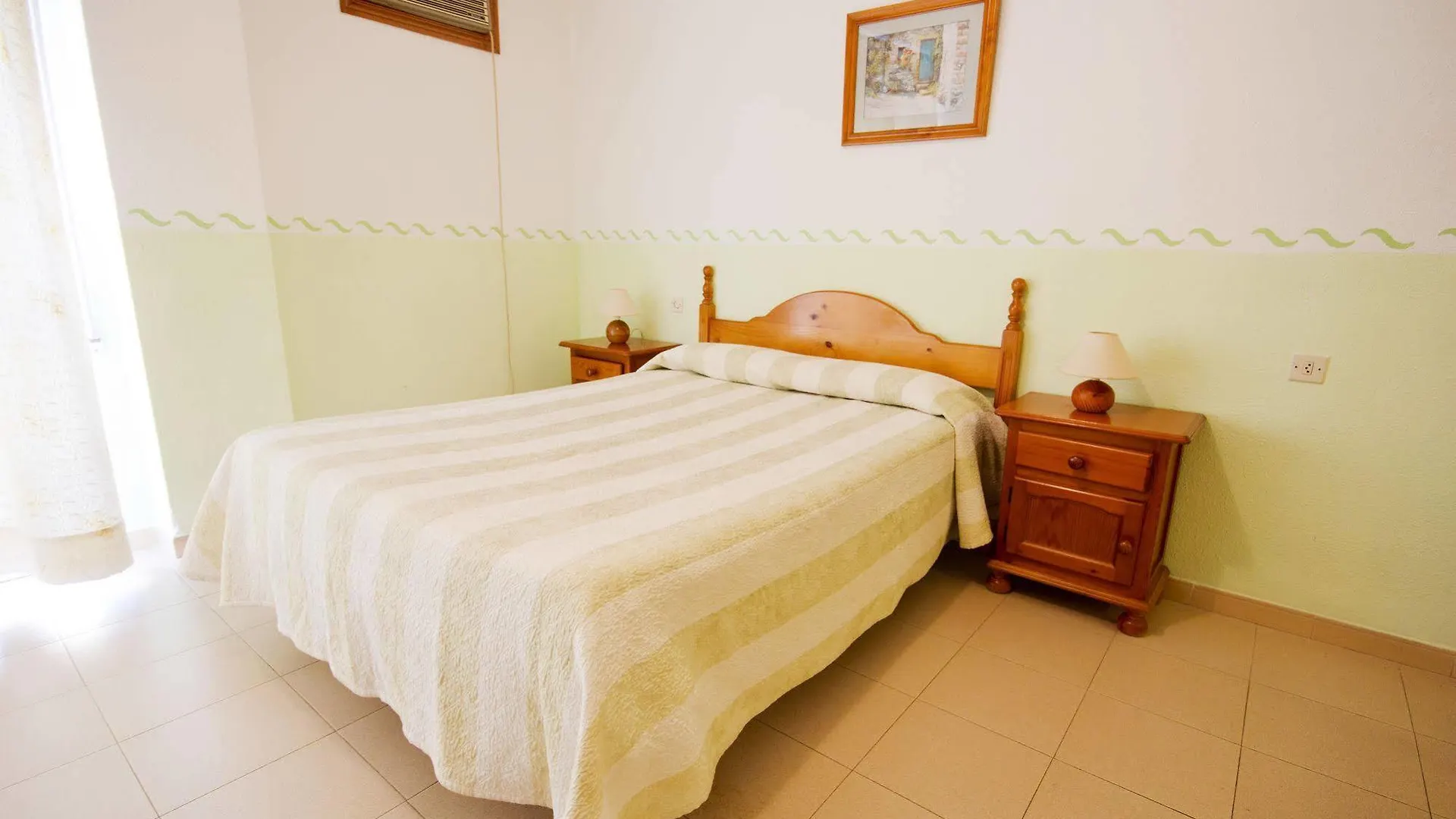 Apartamentos Puerta Del Sur Seville Spain