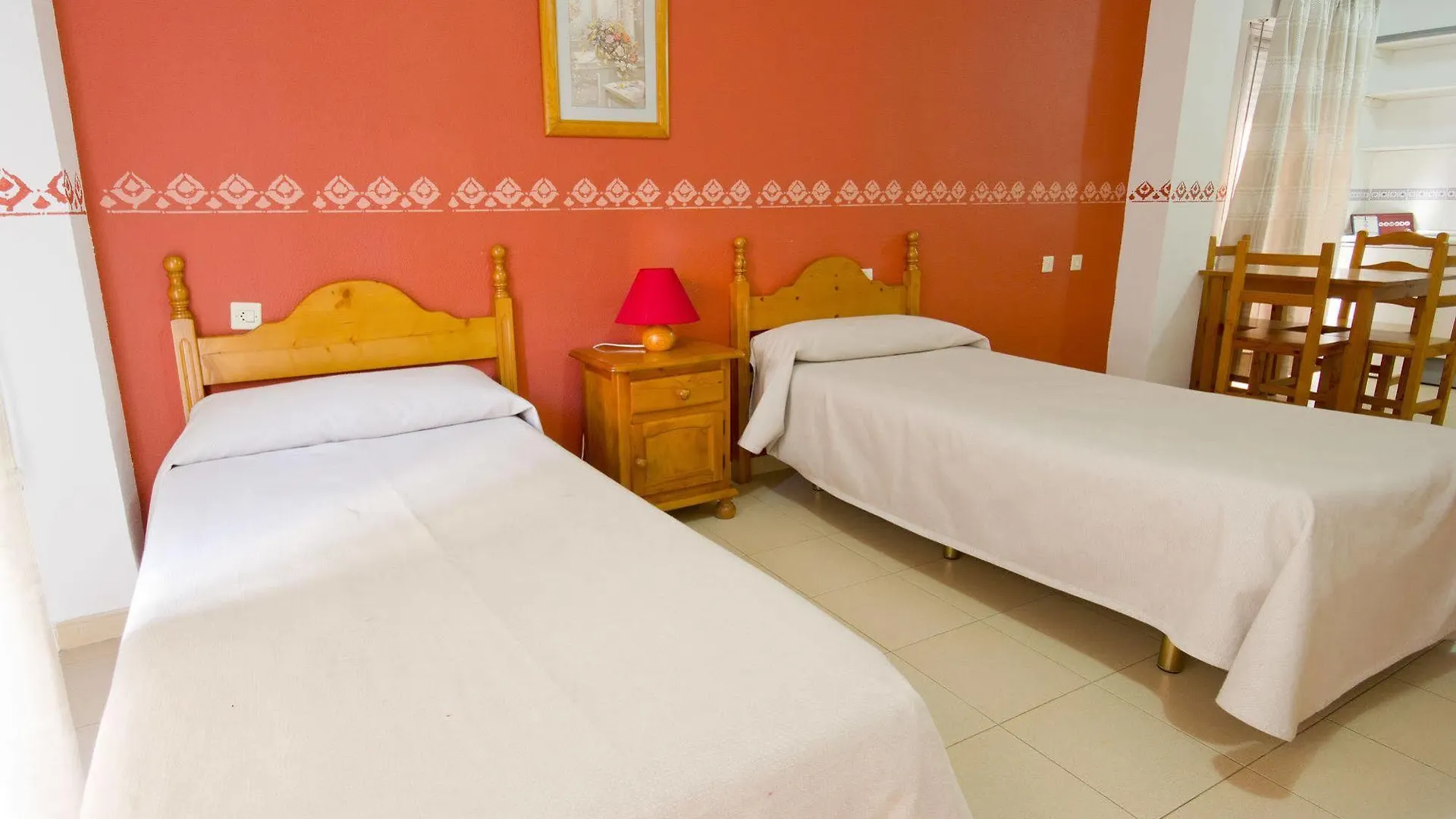 Apartment Apartamentos Puerta Del Sur Seville