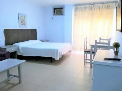 Apartamentos Puerta Del Sur Seville Apartment